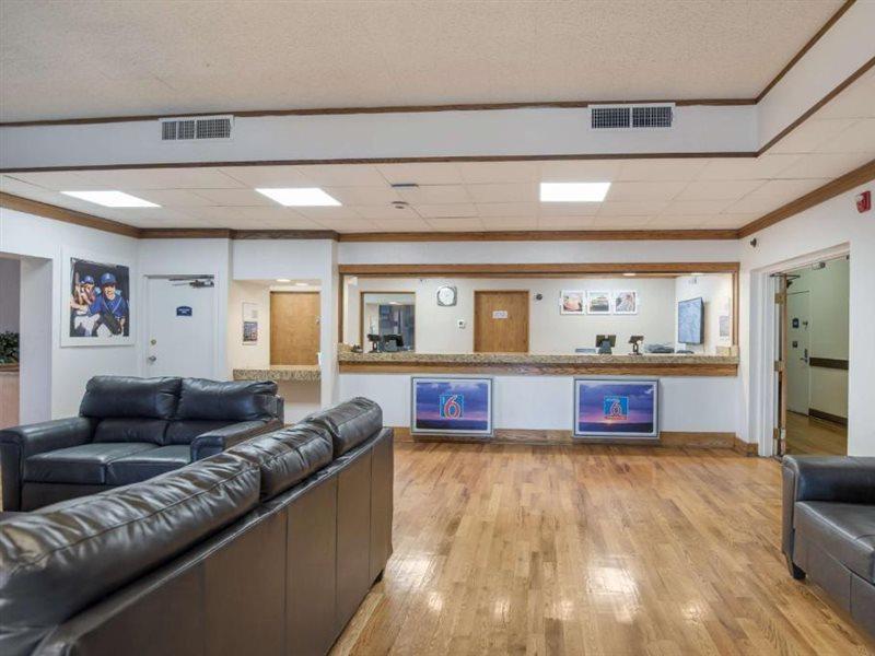 Motel 6-Colorado Springs, Co - Air Force Academy Екстериор снимка